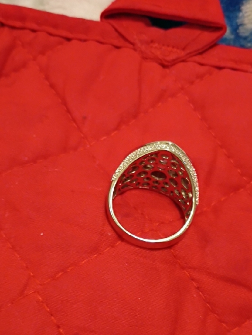 Triangular Halo moissanite Statement Ring - 925 Sterling Silver - Picture 5 of 7